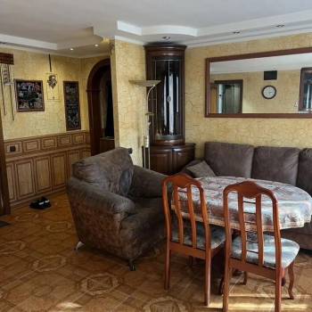 Продается 3-х комнатная квартира, 58 м²
