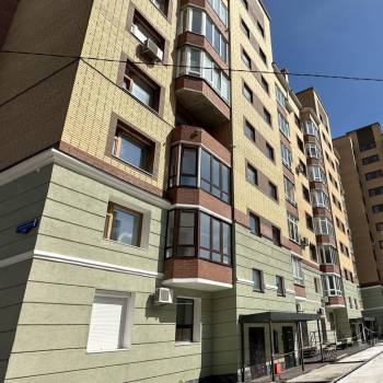 Сдается 2-х комнатная квартира, 85 м²
