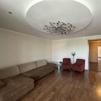 Сдается 2-х комнатная квартира, 85 м²