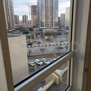 Сдается 1-комнатная квартира, 47 м²