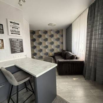 Продается 1-комнатная квартира, 46,5 м²