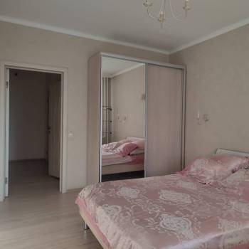 Сдается 2-х комнатная квартира, 75 м²