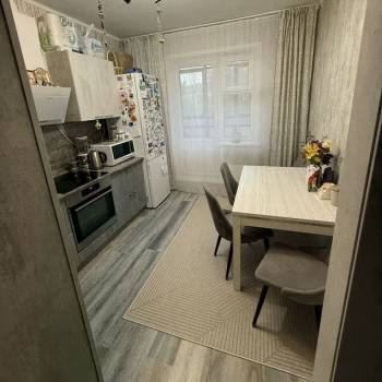 Продается 2-х комнатная квартира, 57,8 м²