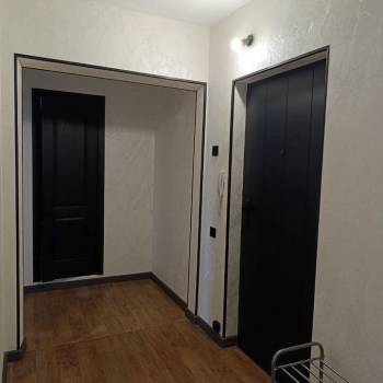 Продается 1-комнатная квартира, 41 м²