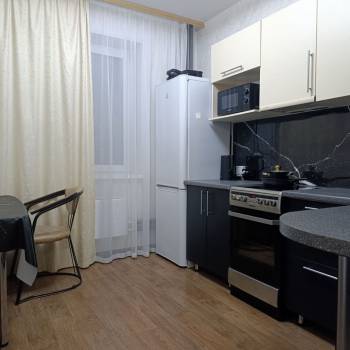 Продается 1-комнатная квартира, 41 м²