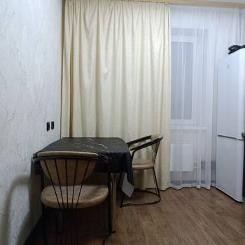 Продается 1-комнатная квартира, 41 м²