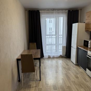 Сдается 1-комнатная квартира, 43 м²