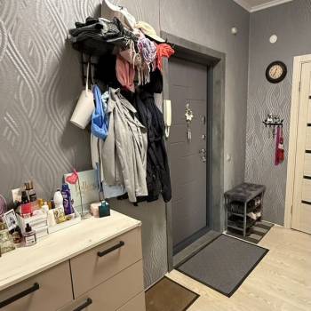 Продается 1-комнатная квартира, 37,4 м²