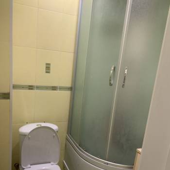 Продается Многокомнатная квартира, 100 м²