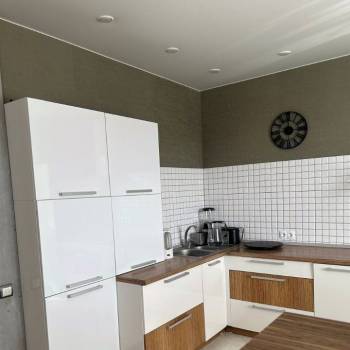 Продается Многокомнатная квартира, 183 м²