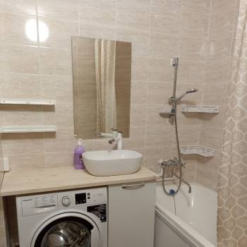 Сдается 1-комнатная квартира, 39 м²