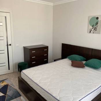Сдается 1-комнатная квартира, 45 м²