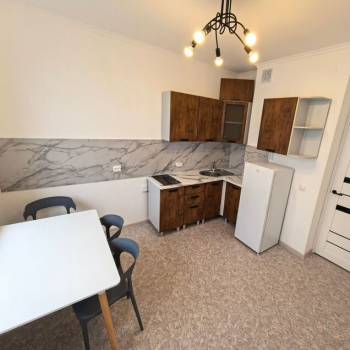 Сдается 1-комнатная квартира, 35 м²