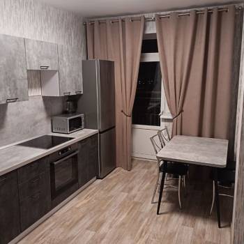 Сдается 1-комнатная квартира, 46 м²