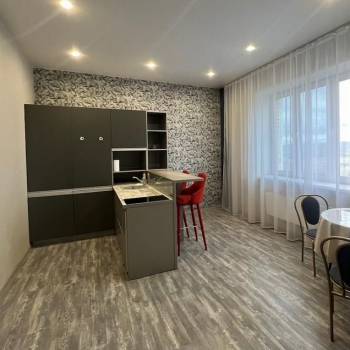 Сдается 1-комнатная квартира, 43 м²