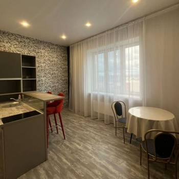 Сдается 1-комнатная квартира, 43 м²