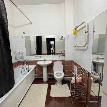 Сдается 1-комнатная квартира, 43 м²