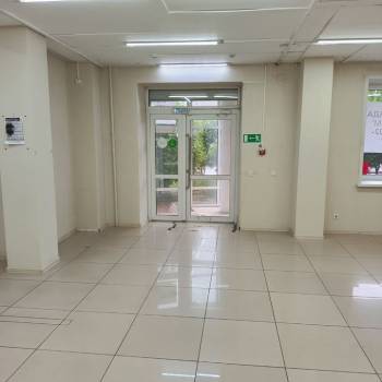 Сдается Нежилое помещение, 120 м²