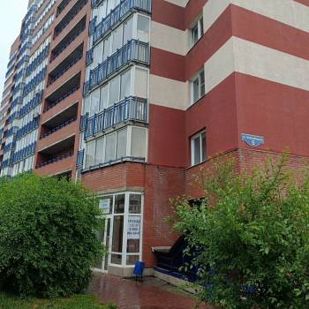 Сдается Нежилое помещение, 120 м²