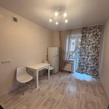 Сдается 1-комнатная квартира, 41 м²