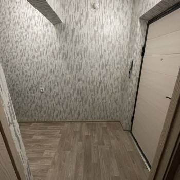 Продается Многокомнатная квартира, 81,9 м²
