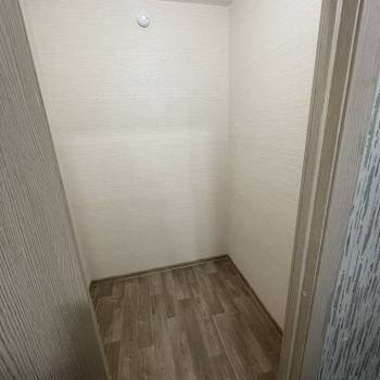 Продается Многокомнатная квартира, 81,9 м²