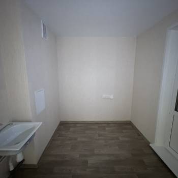Продается Многокомнатная квартира, 81,9 м²