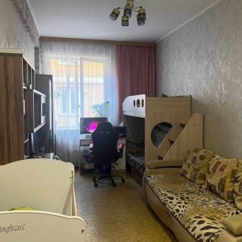 Продается 1-комнатная квартира, 32 м²