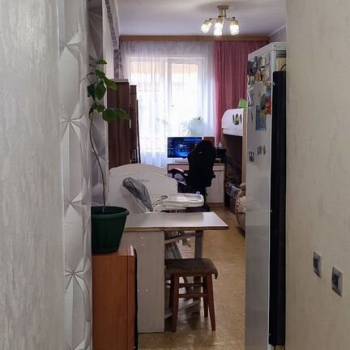 Продается 1-комнатная квартира, 32 м²