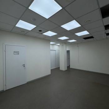 Продается Нежилое помещение, 70,7 м²