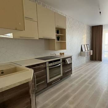 Сдается 2-х комнатная квартира, 70 м²