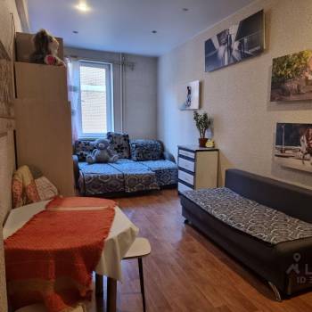 Продается 1-комнатная квартира, 32 м²