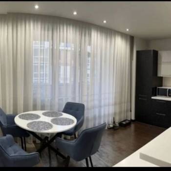 Продается 2-х комнатная квартира, 80,8 м²