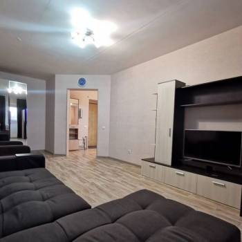 Сдается 1-комнатная квартира, 48 м²