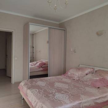 Сдается 2-х комнатная квартира, 75 м²