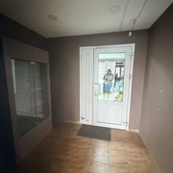 Сдается Нежилое помещение, 76 м²