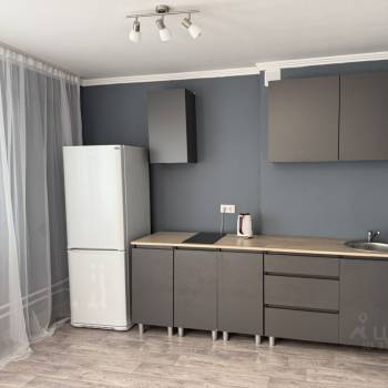 Сдается 1-комнатная квартира, 38 м²