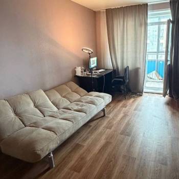 Сдается 1-комнатная квартира, 40 м²