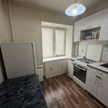Продается 3-х комнатная квартира, 41,4 м²