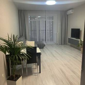Сдается 2-х комнатная квартира, 65 м²
