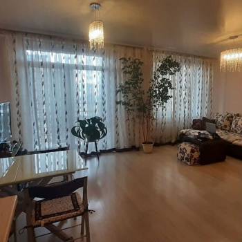 Продается 3-х комнатная квартира, 90 м²