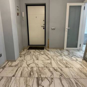 Продается 2-х комнатная квартира, 107 м²