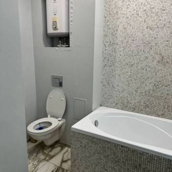 Продается 2-х комнатная квартира, 107 м²