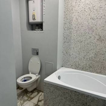Продается 2-х комнатная квартира, 107 м²