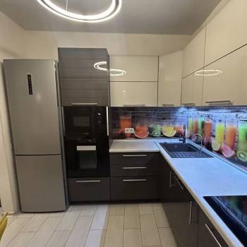 Сдается 2-х комнатная квартира, 57 м²