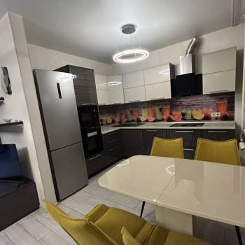 Сдается 2-х комнатная квартира, 57 м²