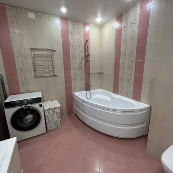 Сдается 2-х комнатная квартира, 57 м²