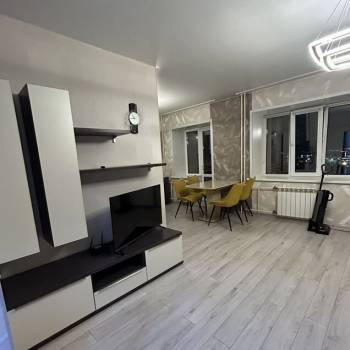 Сдается 2-х комнатная квартира, 57 м²