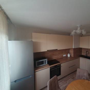 Сдается 2-х комнатная квартира, 59 м²