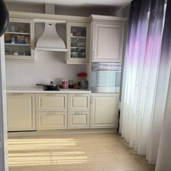 Продается Многокомнатная квартира, 132,5 м²